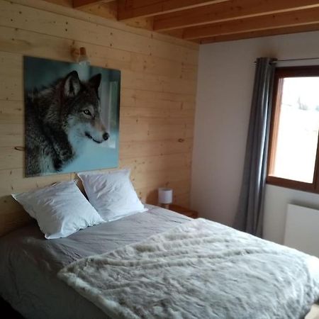Chalet El Cant Dels Ocells Fillols Exterior photo